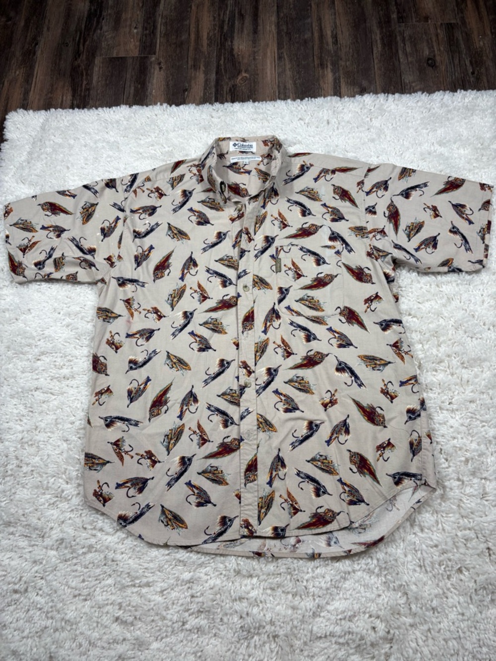 Columbia Sportswear Fly Fishing Lure Print Button-Up Shirt Men’s LG 100% Cotton